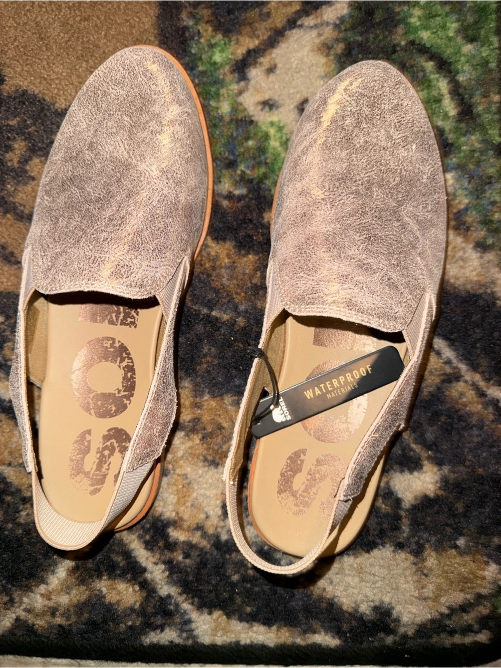 Women’s sorel clogs